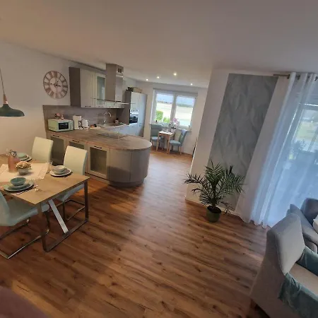 Holiday home Rosenhaus Naehe Bodden Und Ostsee An Den Kranichfeldern