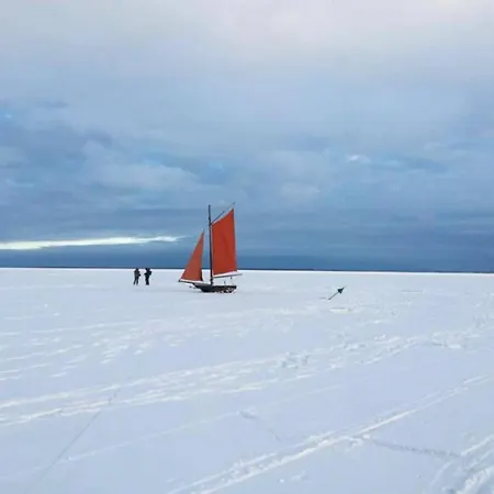 Rosenhaus Naehe Bodden Und Ostsee An Den Kranichfeldern Holiday home *