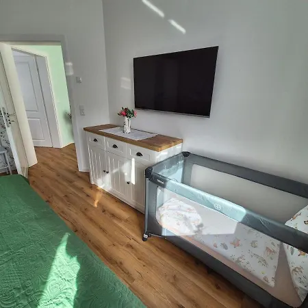 Holiday home Rosenhaus Naehe Bodden Und Ostsee An Den Kranichfeldern *