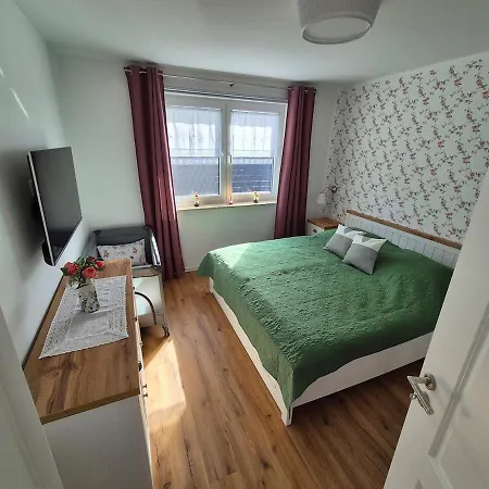 Rosenhaus Naehe Bodden Und Ostsee An Den Kranichfeldern Holiday home *
